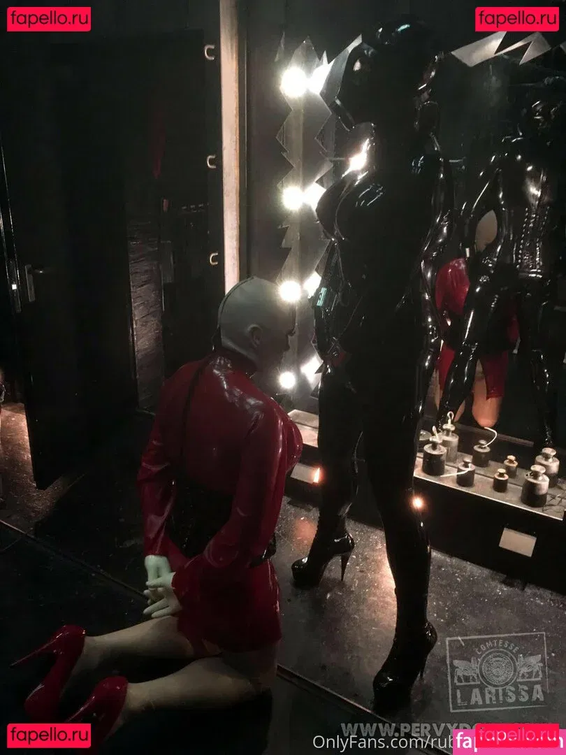 rubberdollemma Onlyfans Photo Gallery 