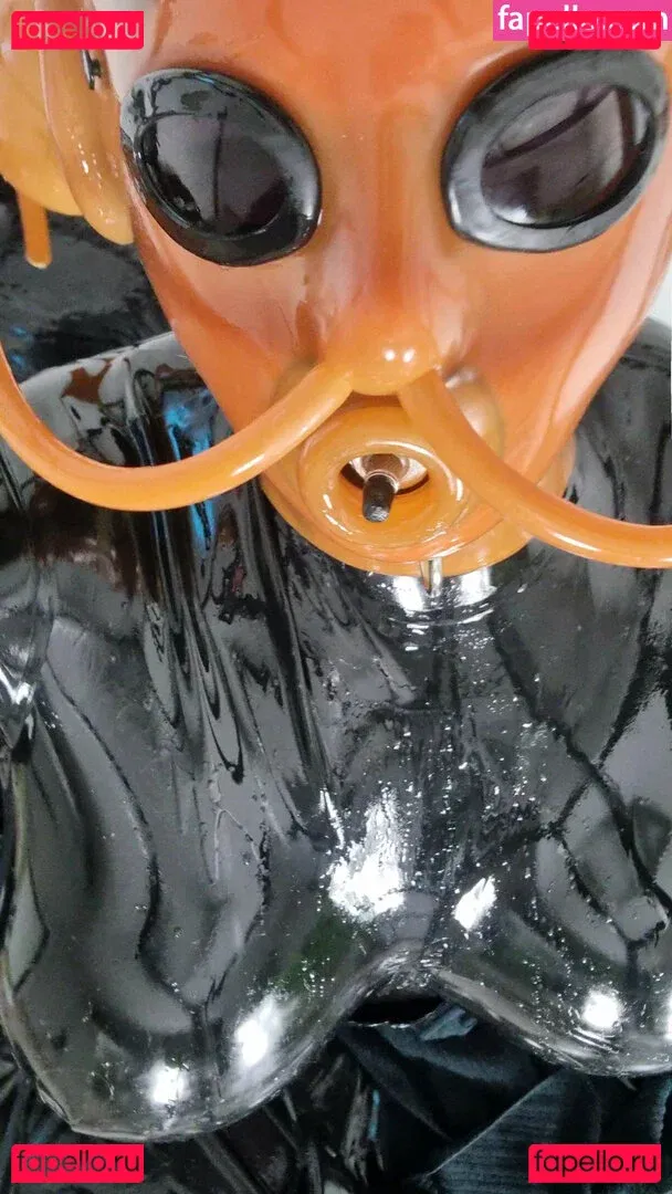 rubberdollemma Onlyfans Photo Gallery 