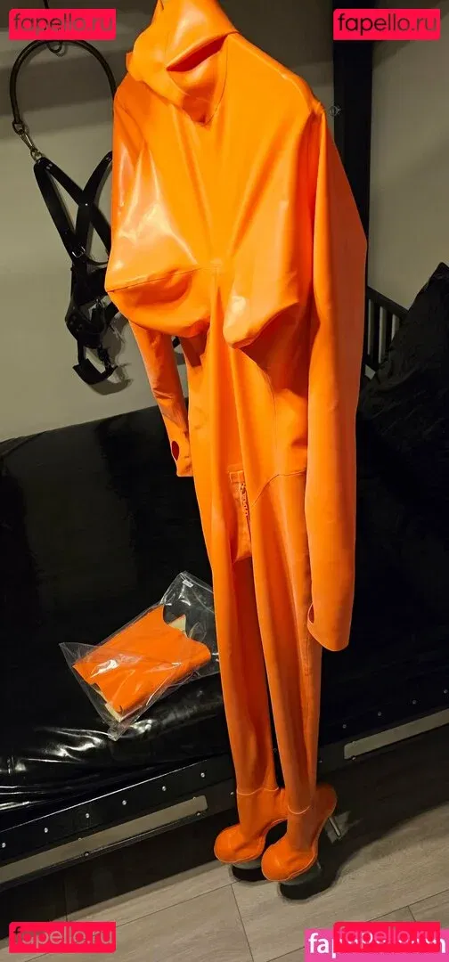 rubberdollemma Onlyfans Photo Gallery 