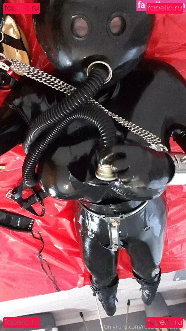 rubberdollemma Onlyfans Photo Gallery 