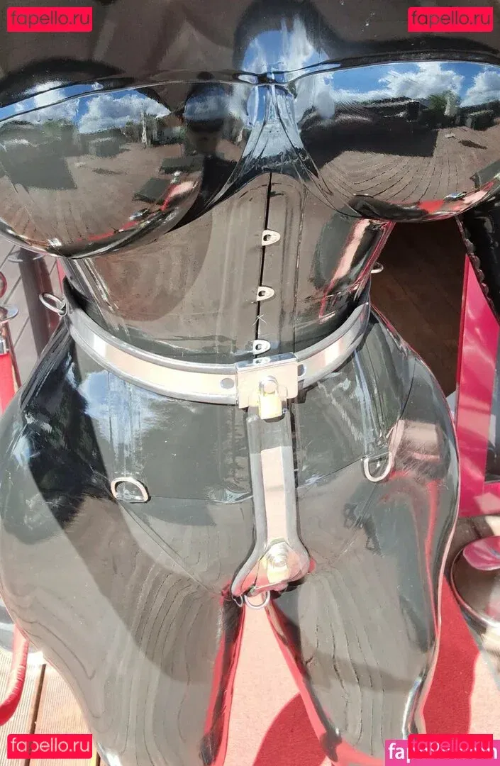 rubberdollemma Onlyfans Photo Gallery 