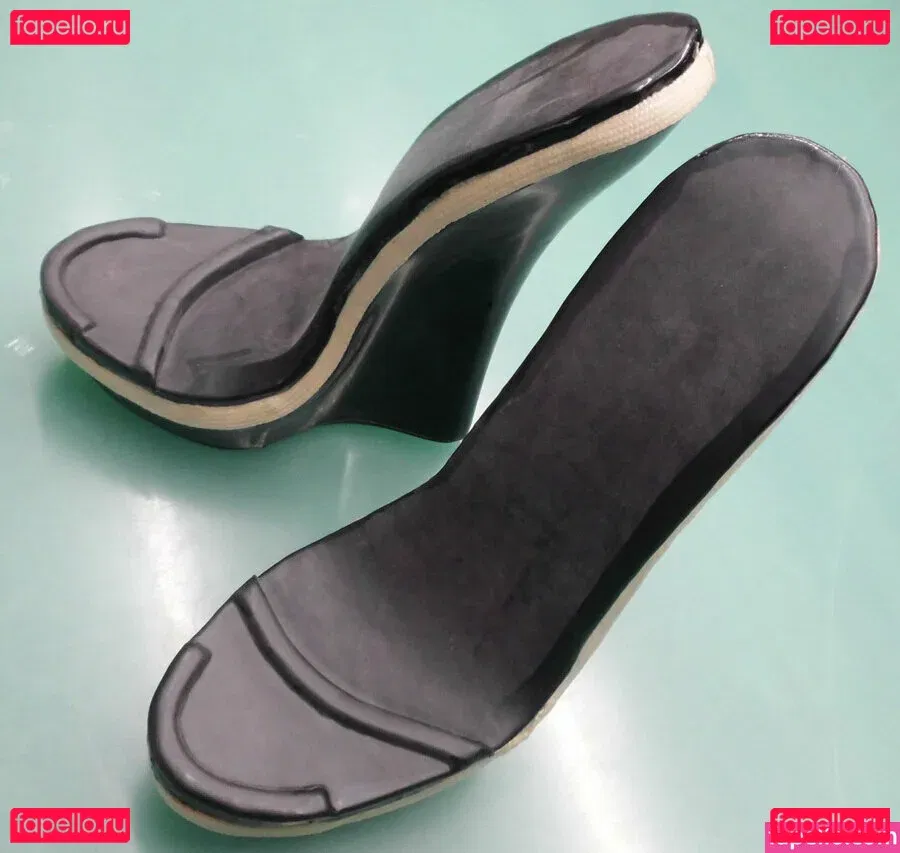 rubberdollemma Onlyfans Photo Gallery 