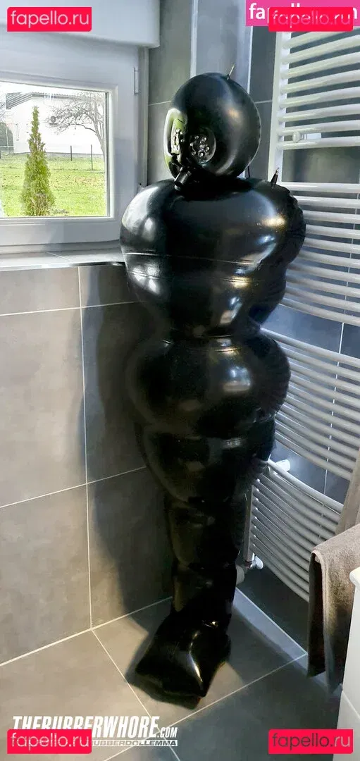rubberdollemma Onlyfans Photo Gallery 