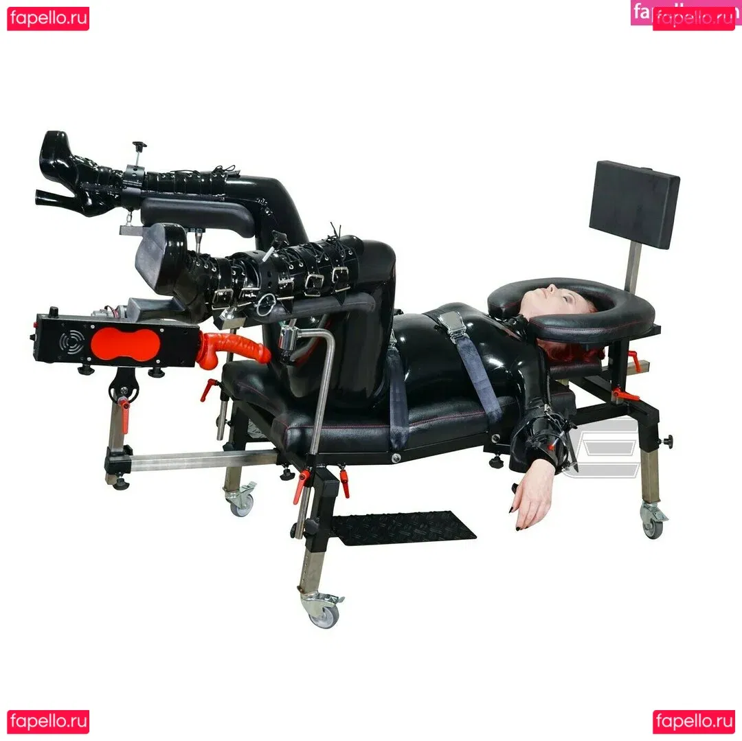 rubberdollemma Onlyfans Photo Gallery 