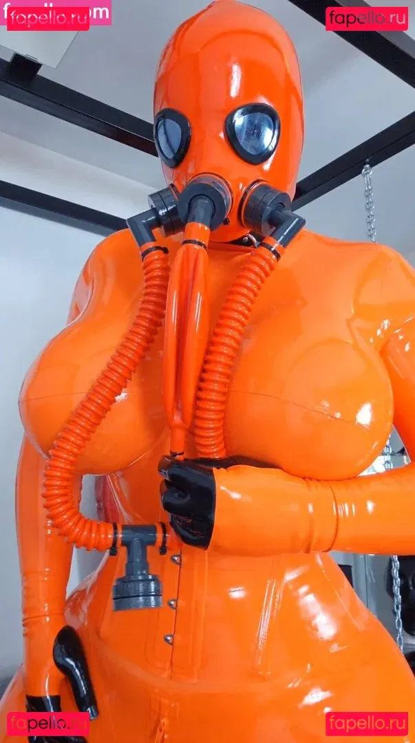 rubberdollemma Onlyfans Photo Gallery 