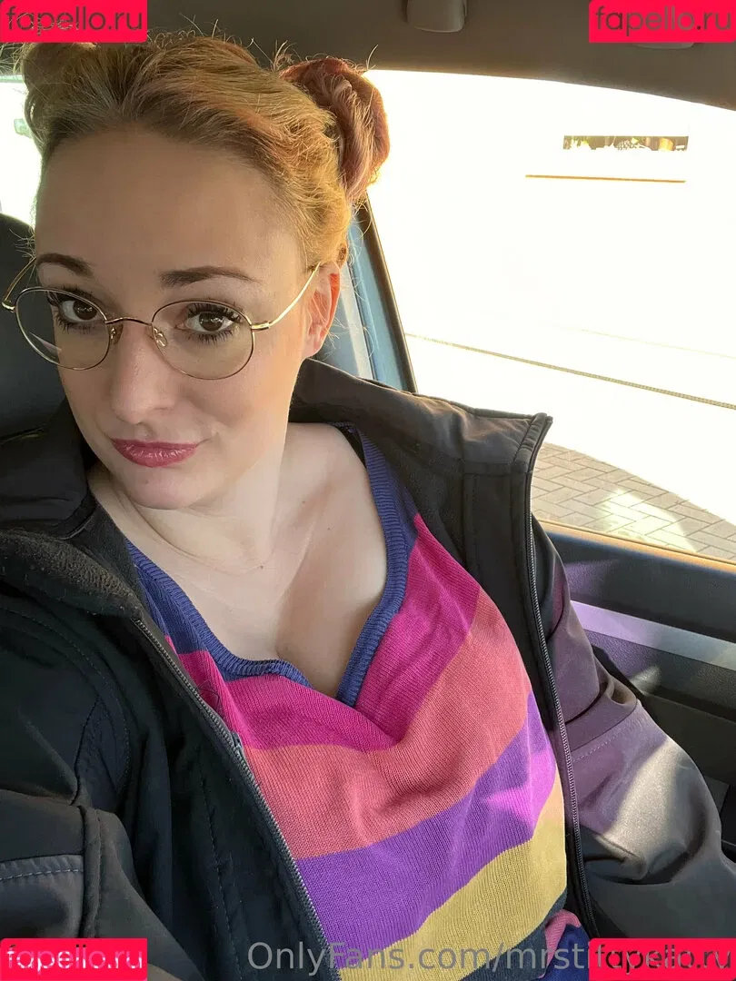 mrstittykatty Onlyfans Photo Gallery 