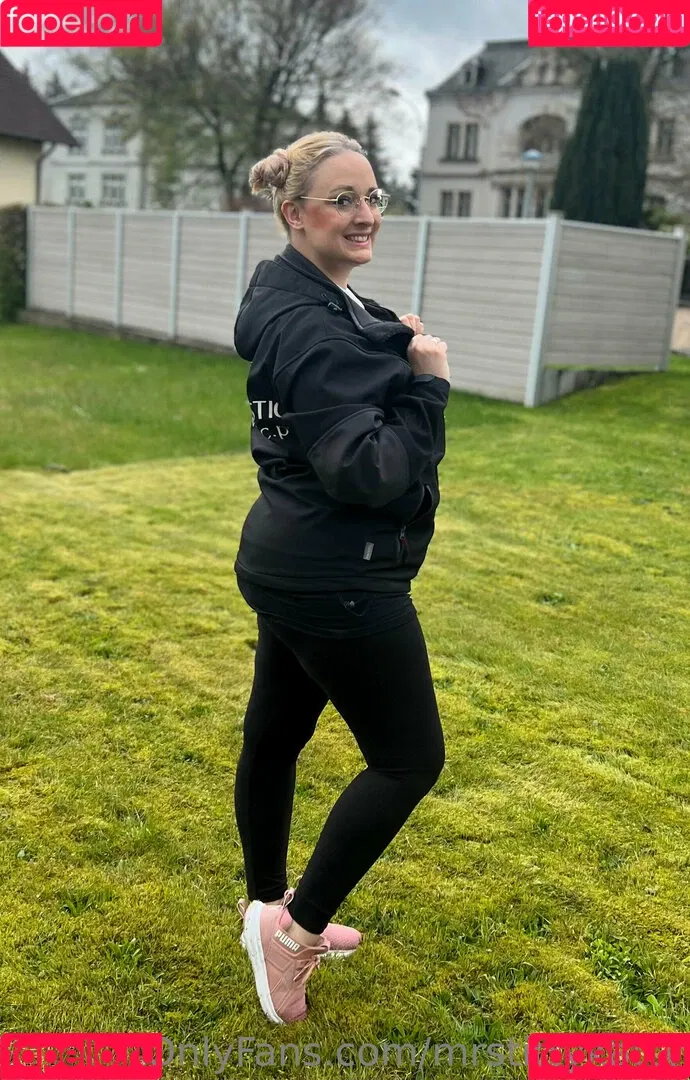 mrstittykatty Onlyfans Photo Gallery 