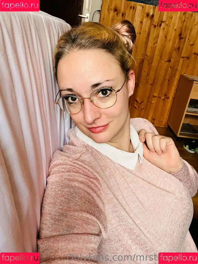 mrstittykatty Onlyfans Photo Gallery 