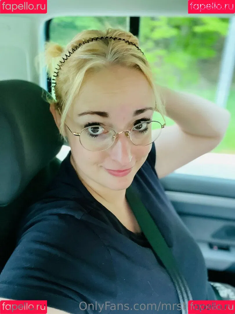 mrstittykatty Onlyfans Photo Gallery 