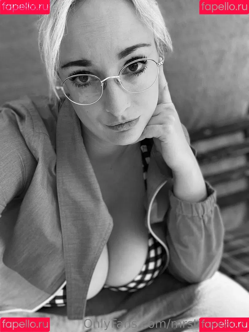 mrstittykatty Onlyfans Photo Gallery 