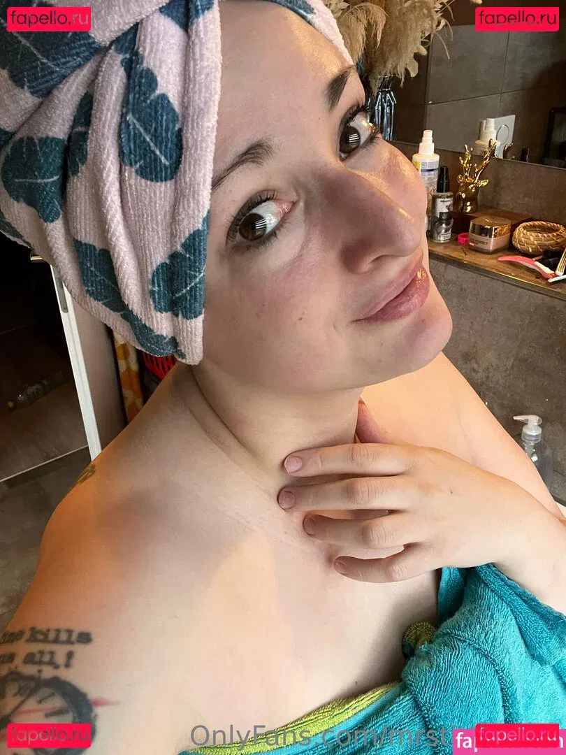 mrstittykatty Onlyfans Photo Gallery 