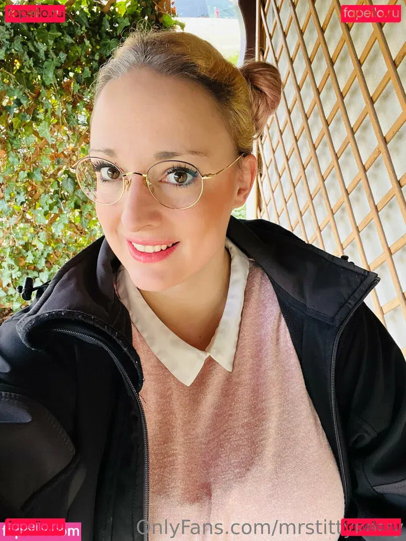 mrstittykatty Onlyfans Photo Gallery 