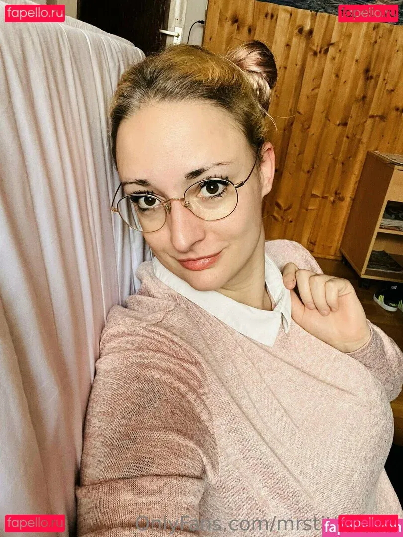 mrstittykatty Onlyfans Photo Gallery 