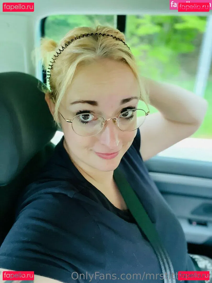 mrstittykatty Onlyfans Photo Gallery 