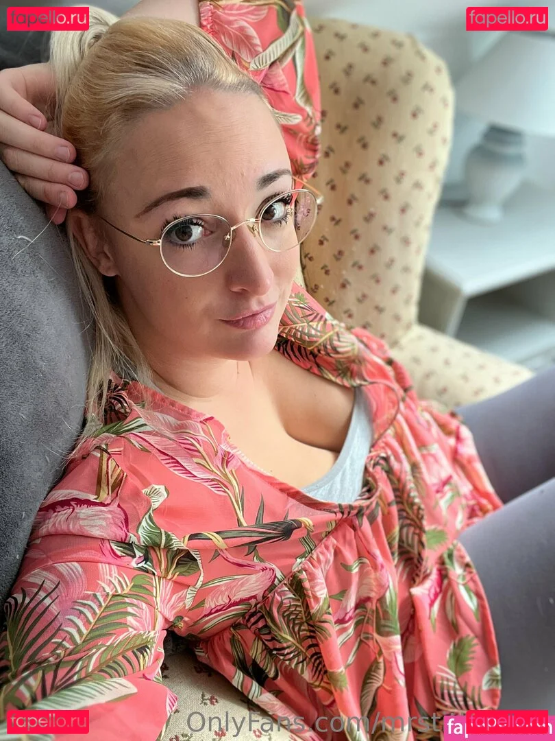 mrstittykatty Onlyfans Photo Gallery 