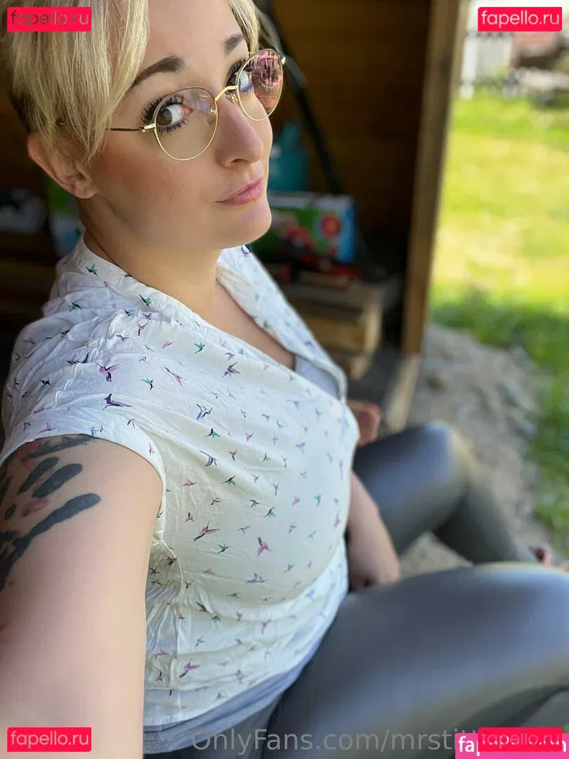 mrstittykatty Onlyfans Photo Gallery 