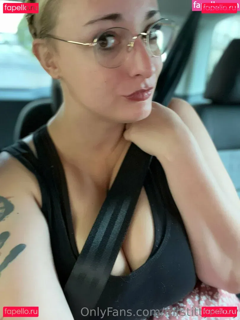 mrstittykatty Onlyfans Photo Gallery 