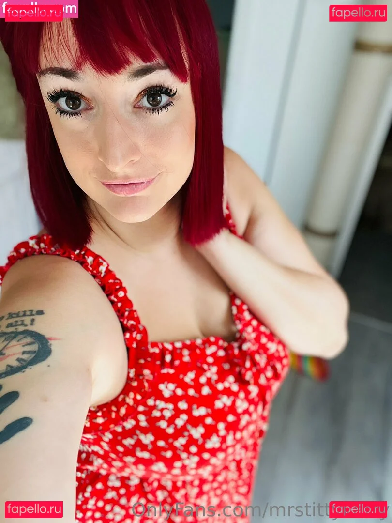 mrstittykatty Onlyfans Photo Gallery 