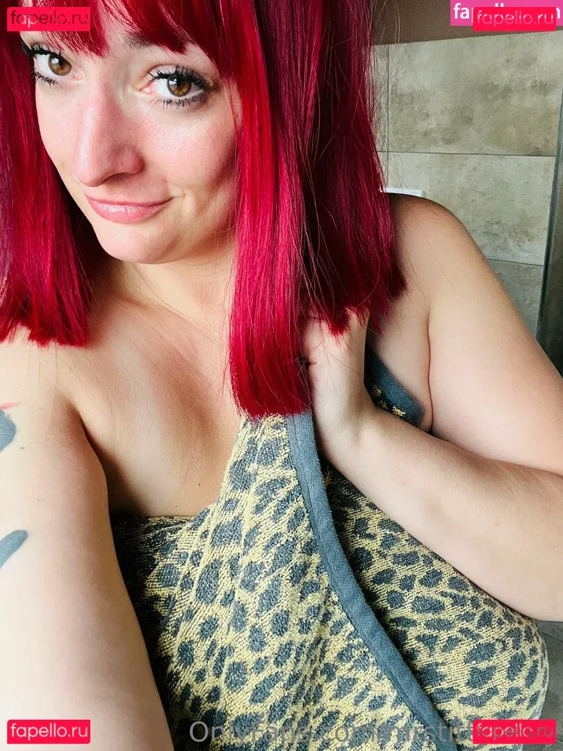 mrstittykatty Onlyfans Photo Gallery 