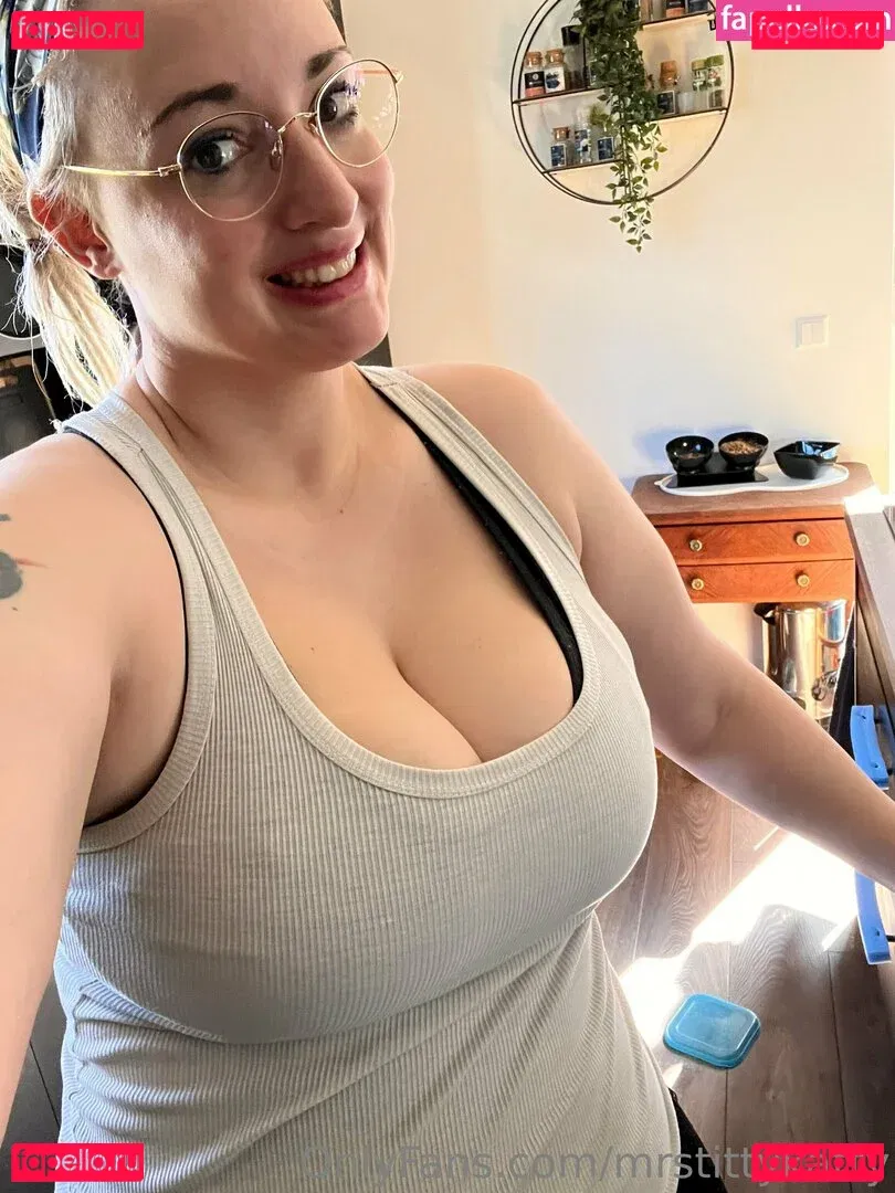 mrstittykatty Onlyfans Photo Gallery 