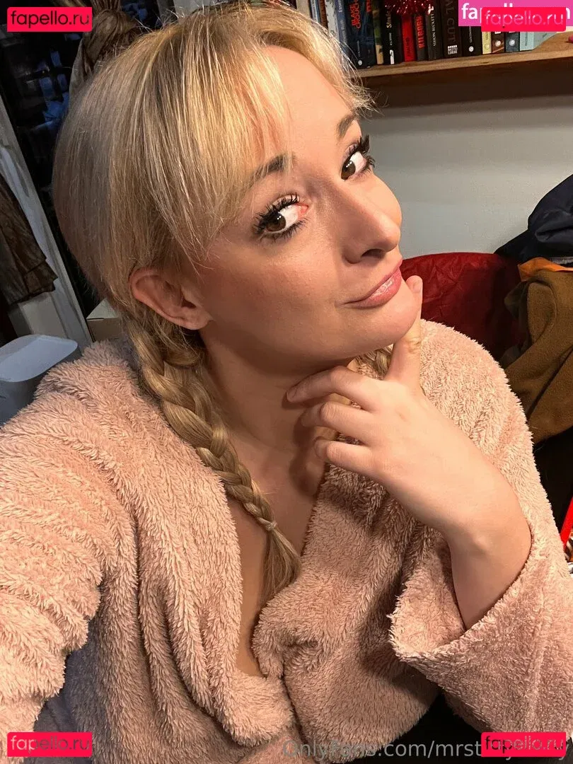 mrstittykatty Onlyfans Photo Gallery 