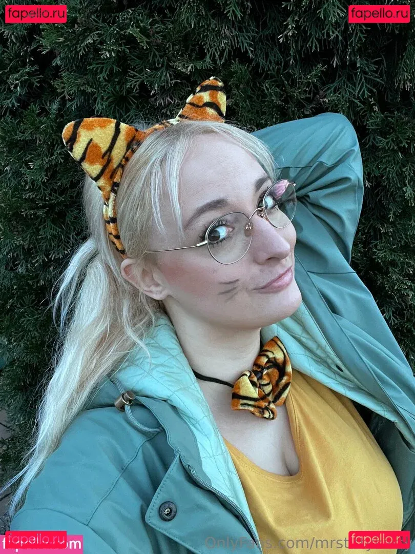 mrstittykatty Onlyfans Photo Gallery 