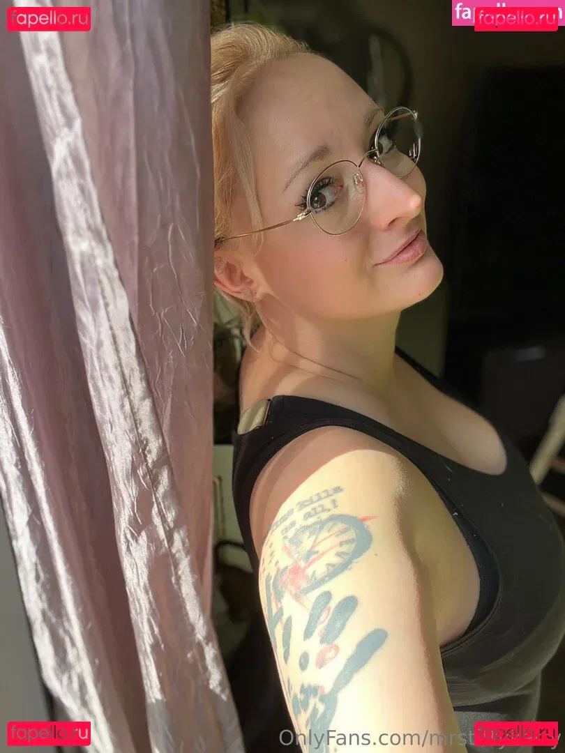 mrstittykatty Onlyfans Photo Gallery 