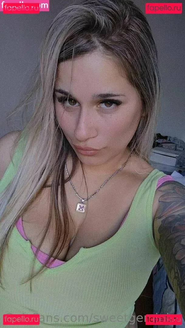 sweetgeminiss Onlyfans Photo Gallery 