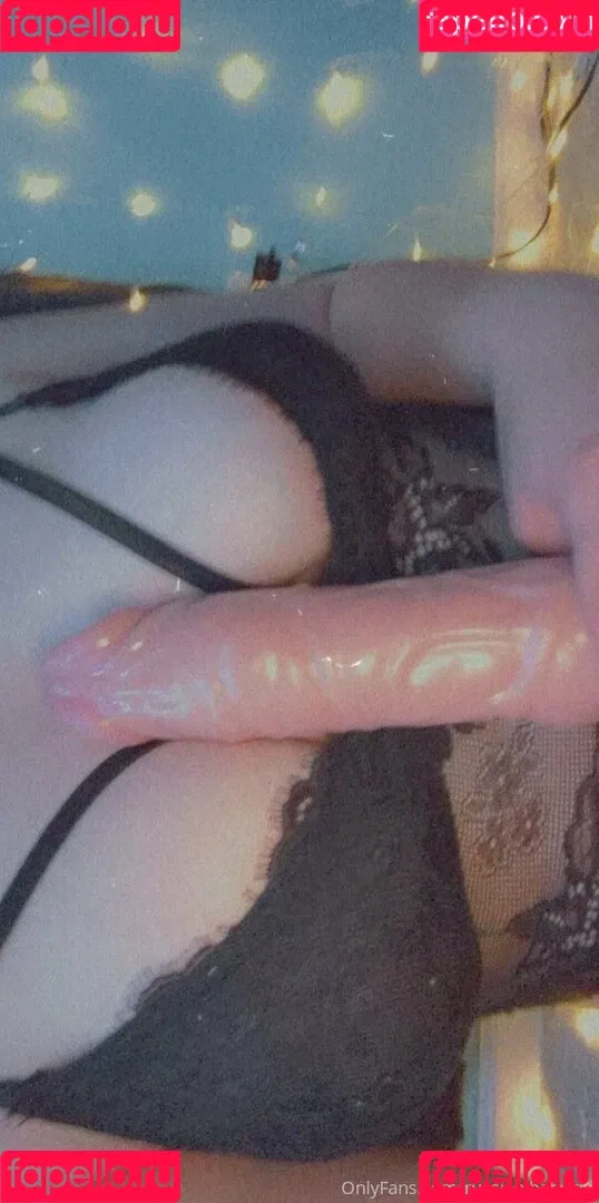 russian.babygirl Onlyfans Photo Gallery 