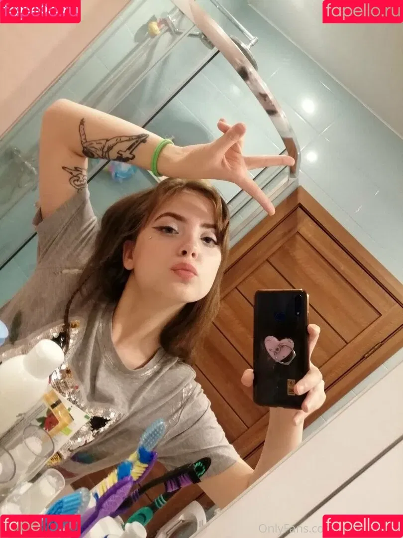 alicespace Onlyfans Photo Gallery 