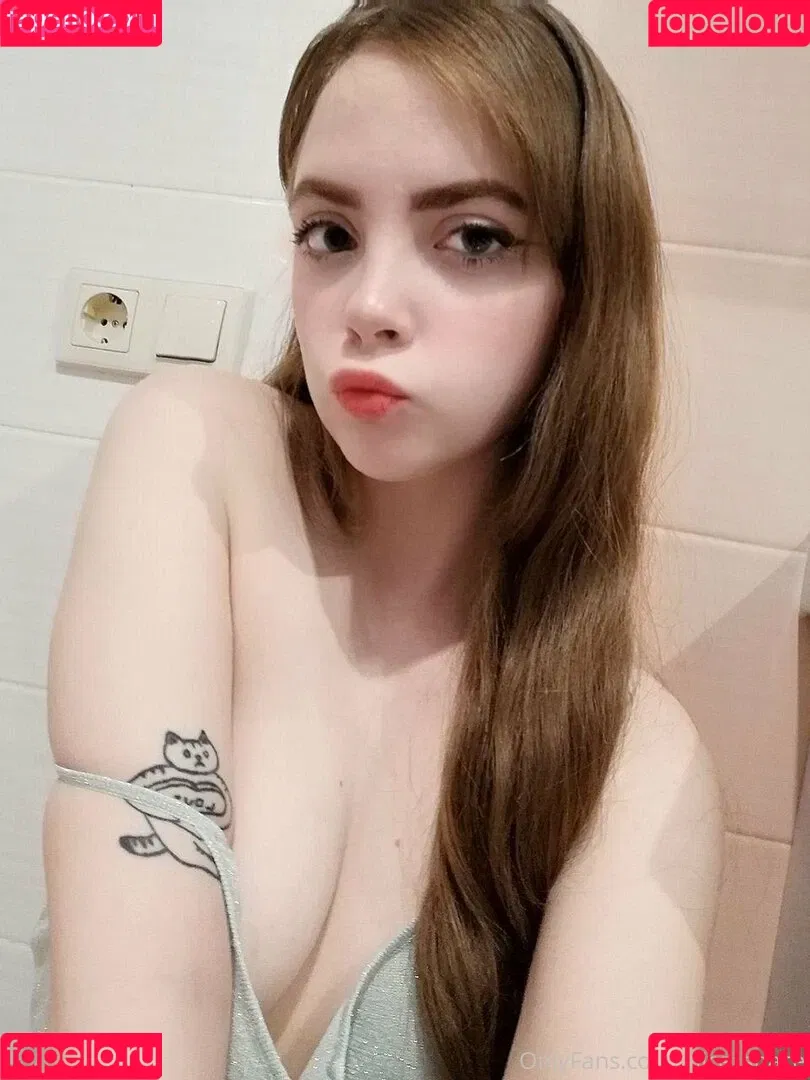 alicespace Onlyfans Photo Gallery 