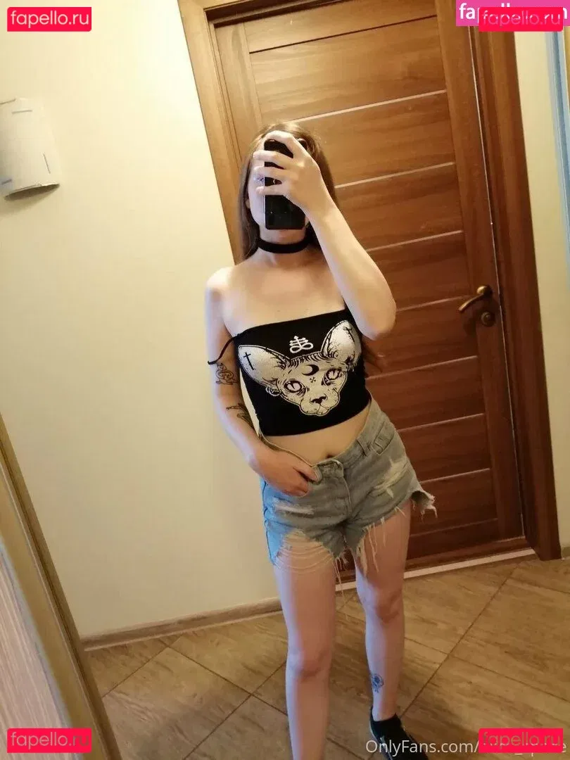 alicespace Onlyfans Photo Gallery 