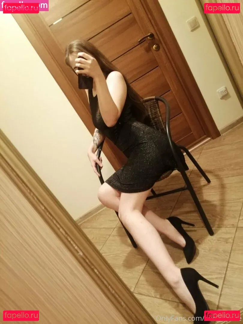 alicespace Onlyfans Photo Gallery 