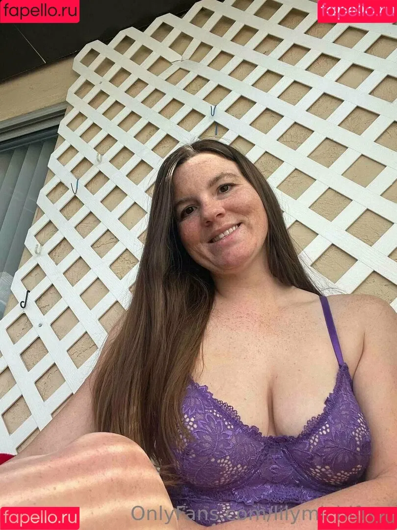 lilymichifree Onlyfans Photo Gallery 