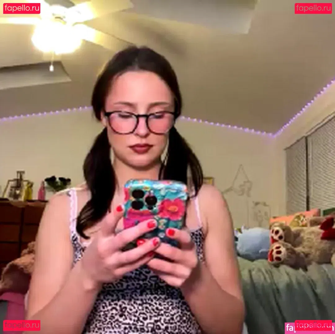 phoenix_sloan Onlyfans Photo Gallery 