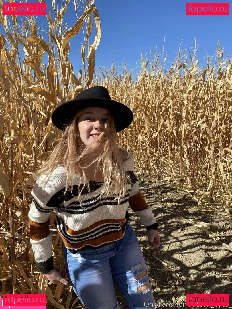 Ocean.eyes Onlyfans Photo Gallery 