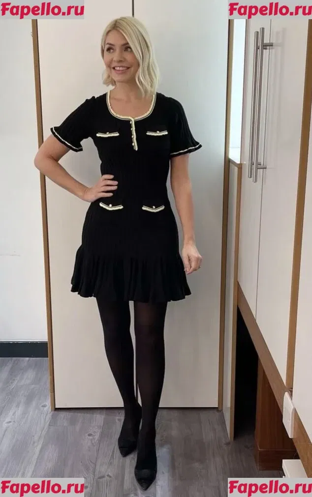 Holly Willoughby Onlyfans Photo Gallery 