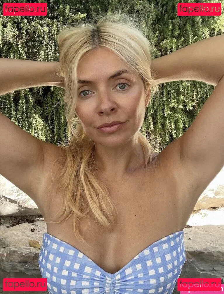 Holly Willoughby Onlyfans Photo Gallery 