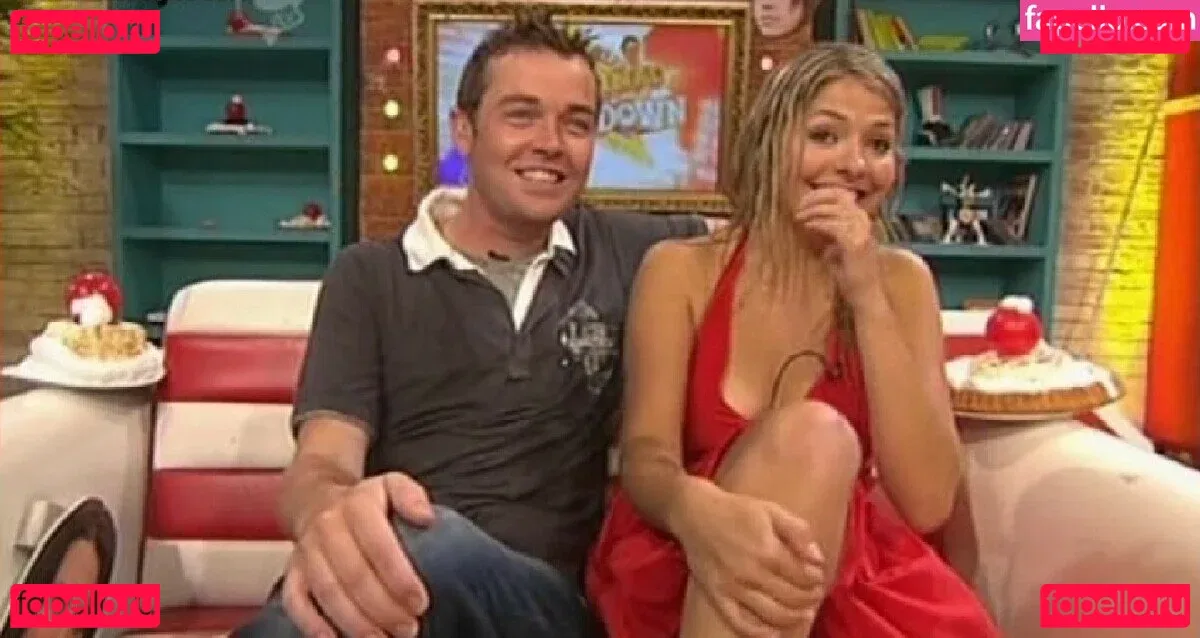 Holly Willoughby Onlyfans Photo Gallery 