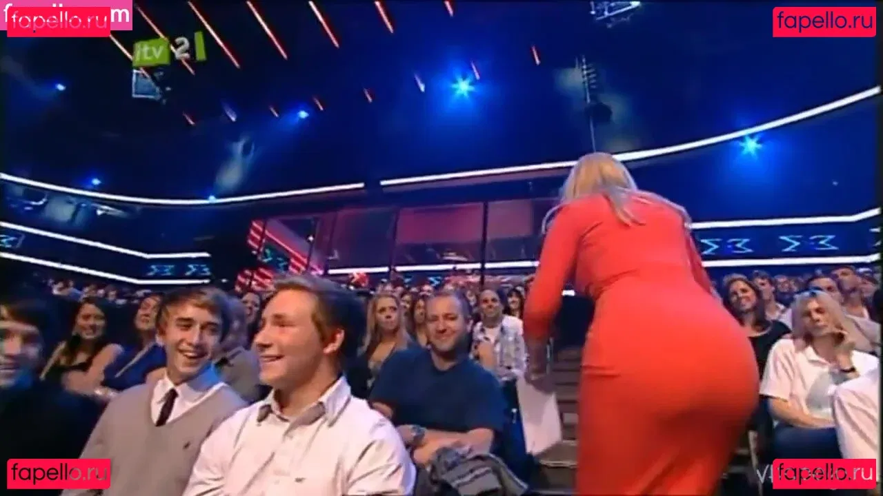 Holly Willoughby Onlyfans Photo Gallery 