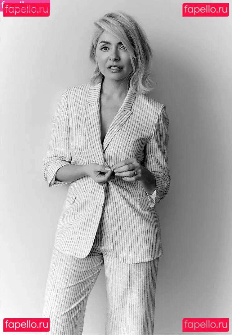 Holly Willoughby Onlyfans Photo Gallery 