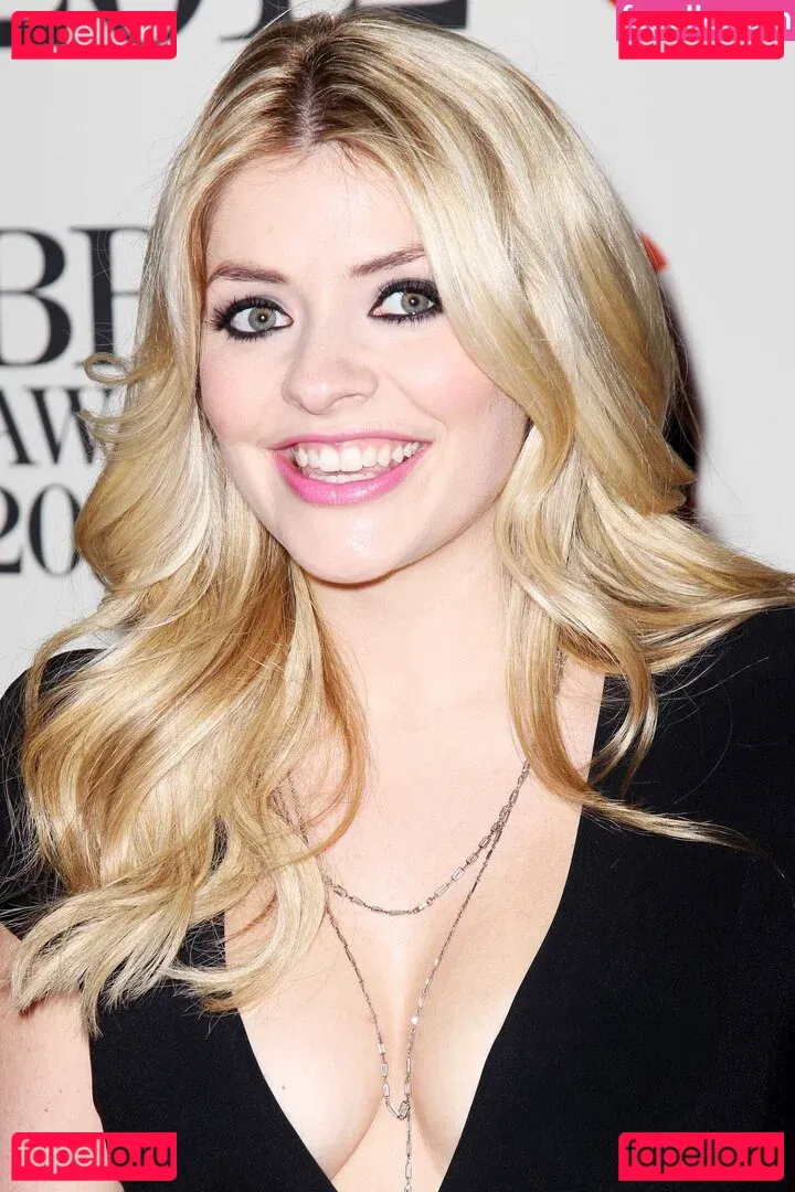 Holly Willoughby Onlyfans Photo Gallery 
