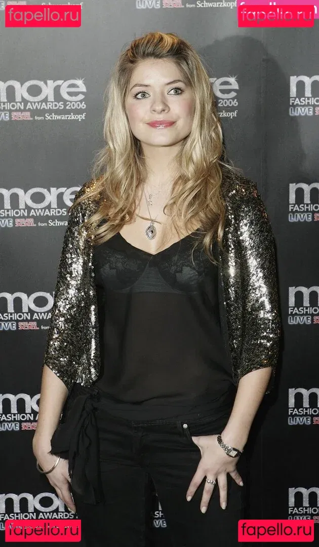 Holly Willoughby Onlyfans Photo Gallery 