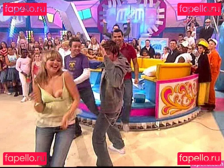 Holly Willoughby Onlyfans Photo Gallery 