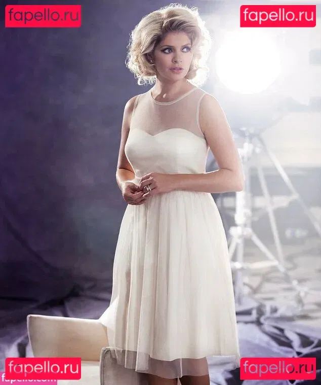 Holly Willoughby Onlyfans Photo Gallery 