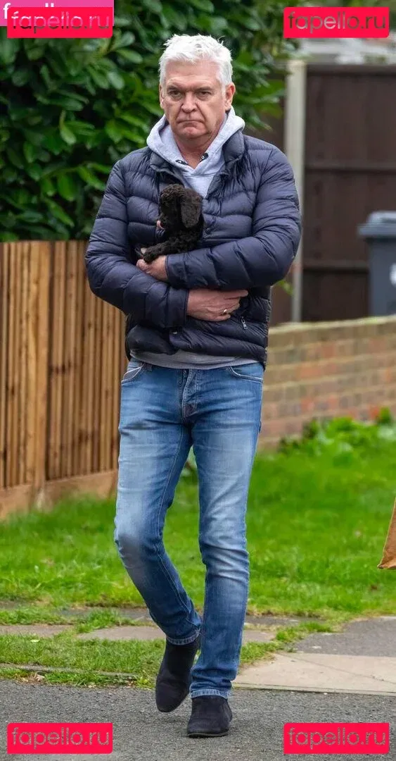 Holly Willoughby Onlyfans Photo Gallery 