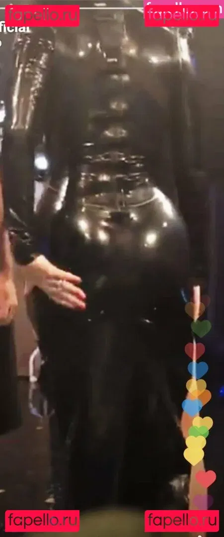 Holly Willoughby Onlyfans Photo Gallery 