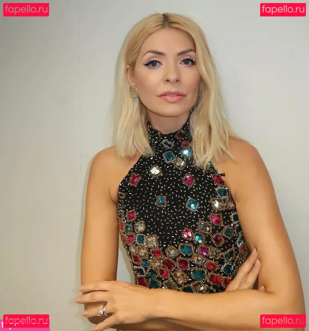 Holly Willoughby Onlyfans Photo Gallery 