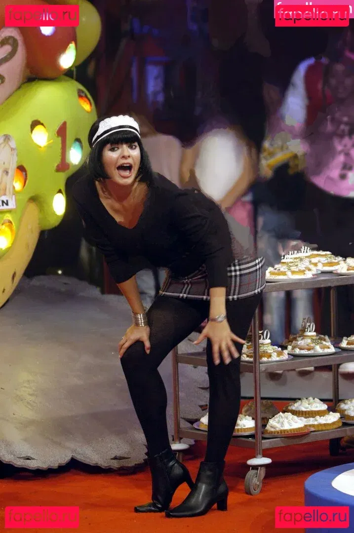 Holly Willoughby Onlyfans Photo Gallery 