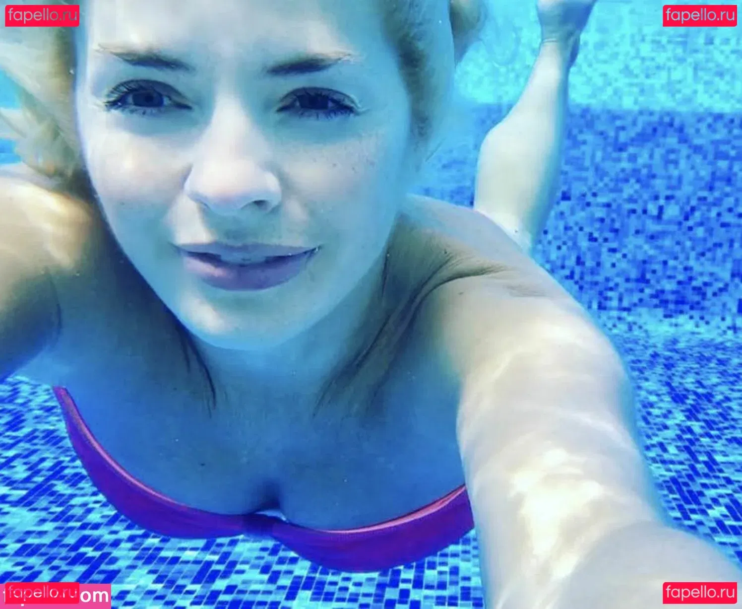 Holly Willoughby Onlyfans Photo Gallery 